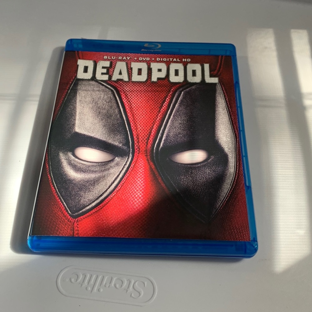 Deadpool Blu-ray/DVD Digital HD